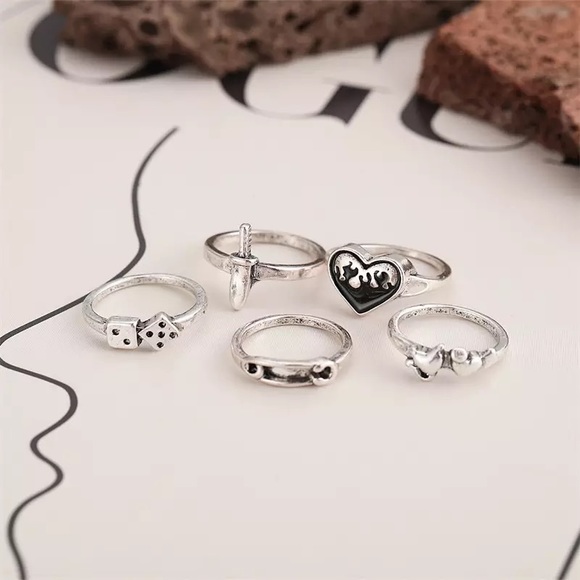 Y2K Aesthetic Punk Gothic Heart Dice Silver Ring Set of 5 - Picture 1 of 8